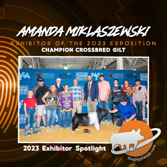 Amanda Miklaszewski